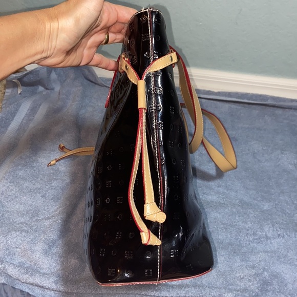 Beautiful Arcadia Patent Leather Made in Italy Black Tan...